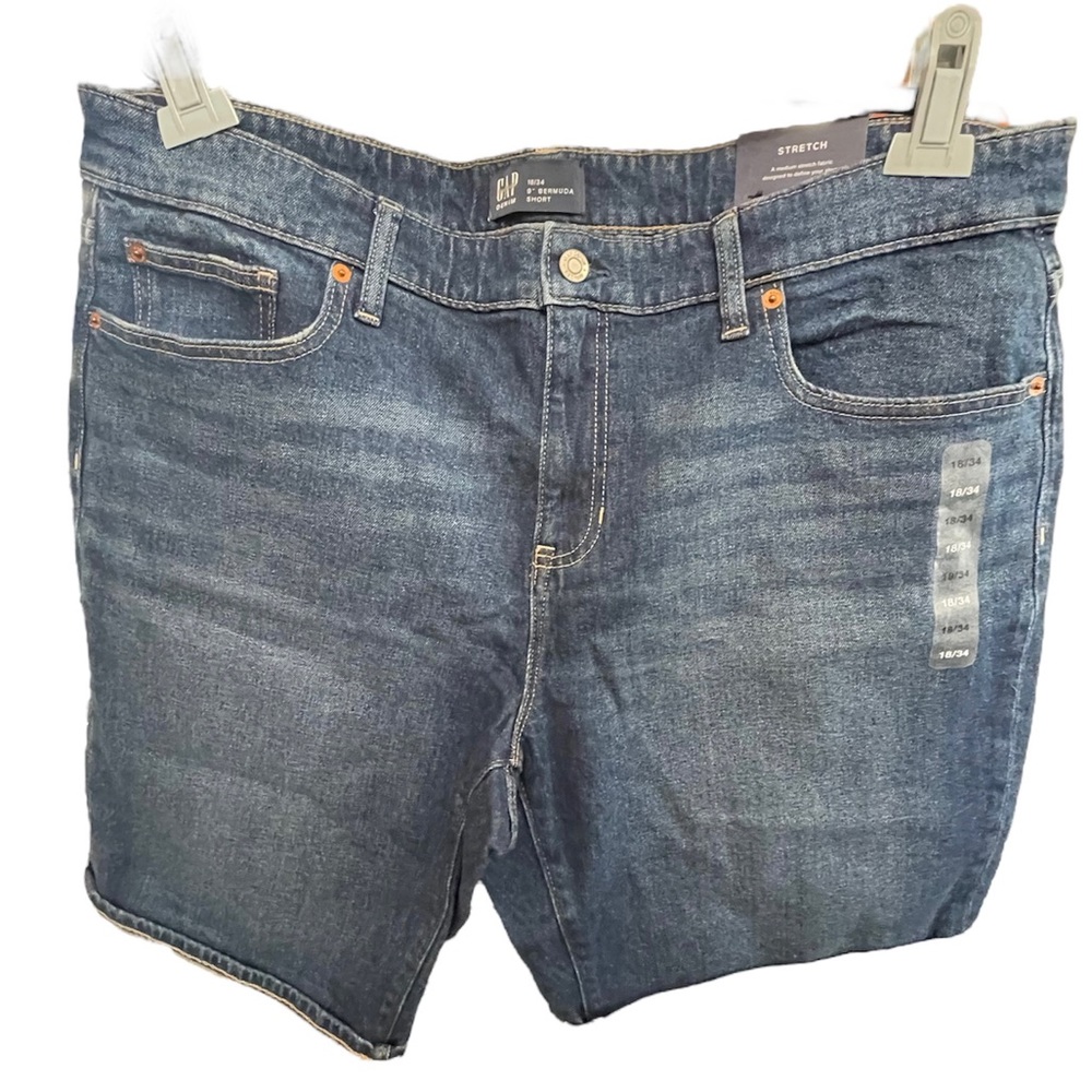18/34 Women’s Capri NWT Gap